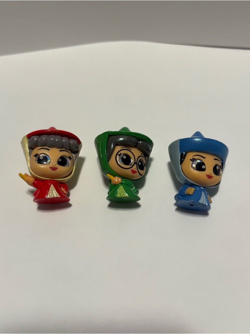 Disney Doorables Flora, Fauna, Merryweather Series 5 Exclusive Glitter Fairies